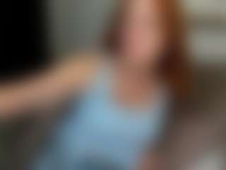 Julia-Suny MILF webcam performer live streaming