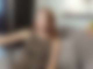Julia-Suny's Live Sex Cam Show