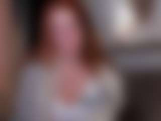 Live cam show with Julia-Suny - Middle Aged on Camsoda