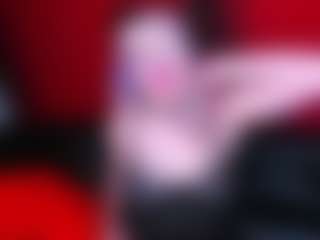 Live cam show with Julia-Suny - Nice on Camsoda