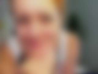 Live cam show with Julia-Suny - Bra on Camsoda