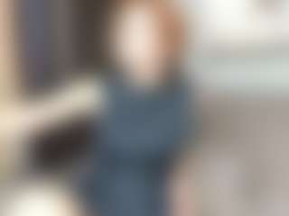 Julia-Suny's Live Sex Cam Show