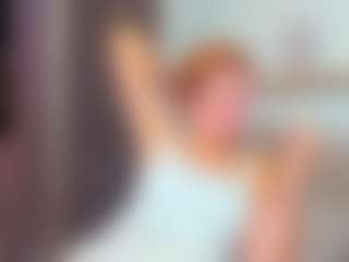 Live cam show with Julia-Suny - Middle Aged on CamwithHer