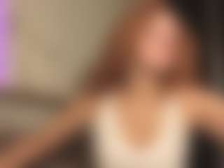 Spettacolo in cam dal vivo con Julia-Suny - Red Hair Middle Aged su Camsoda