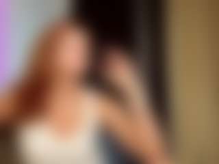 Julia-Suny's Live Sex Cam Show