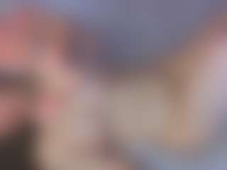Live cam show with KarenGibbs - Small Tits on Uber Horny
