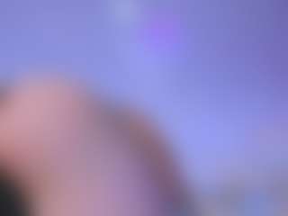 Live cam show with KarenGibbs - Small Tits on TastyBlacksLive