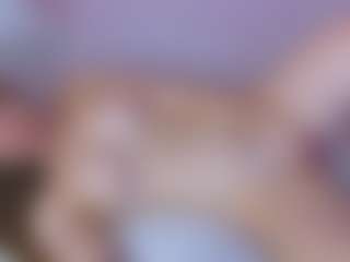 Live cam show with KarenGibbs - Control on Camsoda.co