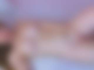 Live cam show with KarenGibbs - Twerk on CamClone