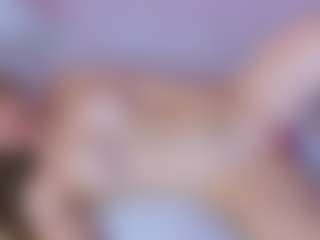 Live cam show with KarenGibbs - Spank on Uber Horny