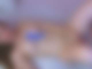 Live cam show with KarenGibbs - Dildo Or Vibrator on SpankPalCams