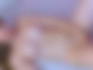 Live cam show with KarenGibbs - Double Penetration on CamClone