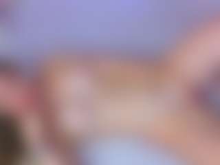 Live cam show with KarenGibbs - Blue Eyes on livesuperchat.net