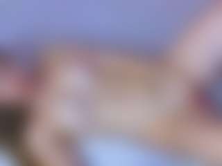 Live cam show with KarenGibbs - Blonde Hair Petite on xxxlivecams.org