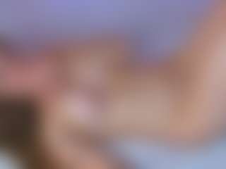 Live cam show with KarenGibbs - Blue Eyes on madthumbs