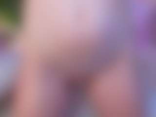 Live cam show with KarenGibbs - Blonde Hair on Latina Girls