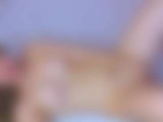 Live cam show with KarenGibbs - Petite on milfzrlive.com