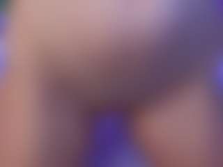 Live cam show with KarenGibbs - Double Penetration on hrnylive.com