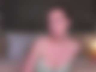 Live cam show with Amy-Desiree - Body Massage on Camming Site