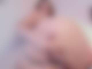 Live cam show with coquetta - Blonde Hair Curvy on Strip Flash - Live Sex Shows