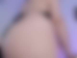 Live cam show with coquetta - Joi on Camsoda