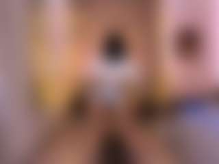 Live cam show with DottieAscheman - Facial Piercings on SxyPornLive