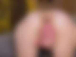 Live cam show with DottieAscheman - Bdsm on studioflirtlive.com