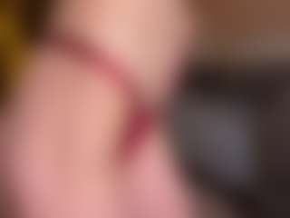 Live cam show with DottieAscheman - Nipple Piercings on Hubzter Live