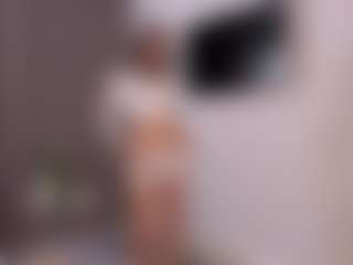 Live cam show with DottieAscheman - Mature Young Adult on livesuperchat.net