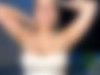 EvelyneGruis's Live Sex Cam Show