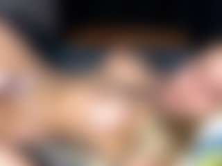 Live cam show with EvelyneGruis - Cock Rating on Fapmatic.com