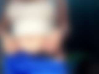 EvelyneGruis's Live Sex Cam Show