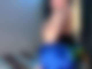 EvelyneGruis's Live Sex Cam Show