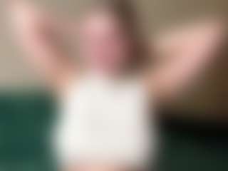 EvelyneGruis's Live Sex Cam Show