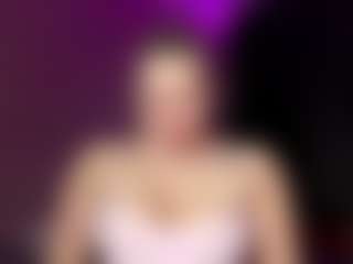 Live cam show with EvelyneGruis - Green Eyes on Taboo Cams XXX