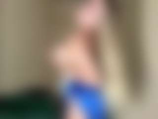 EvelyneGruis's Live Sex Cam Show