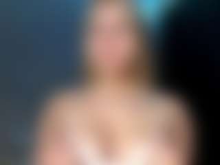 EvelyneGruis's Live Sex Cam Show