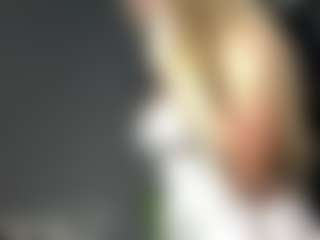 EvelyneGruis's Live Sex Cam Show