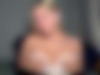 Show de cam sexual en vivo de EvelyneGruis