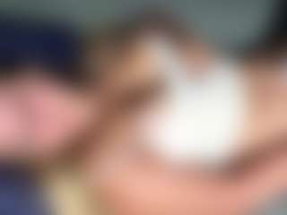 Live cam show with EvelyneGruis - Blue Eyes on https://playwithruby.com