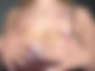 Live cam show with EvelyneGruis - Raven Hair on Camsoda