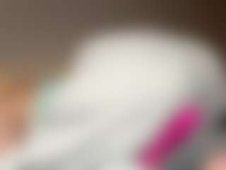EvelyneGruis's Live Sex Cam Show