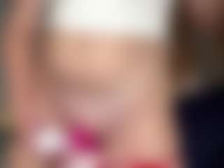 Live cam show with EvelyneGruis - Public Mature on slutload