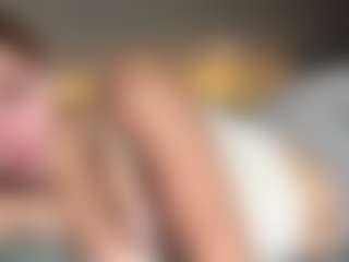 EvelyneGruis's Live Sex Cam Show