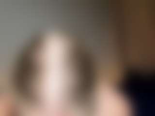 Live cam show with EvelyneGruis - Raven Hair on Camsoda