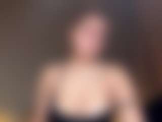 Live cam show with EvelyneGruis - Raven Hair on TeamSkeetLive