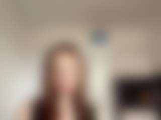 Live cam show with Lily - Nipple Piercings on Instabang