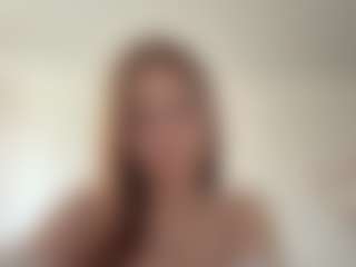 Live cam show with Lily - Genital Piercings on sexytreat.net