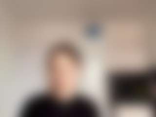 Live cam show with Lily - Green Eyes on liverealitysex.com