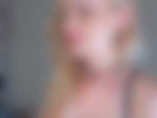 LeanaPenticoff's Live Sex Cam Show